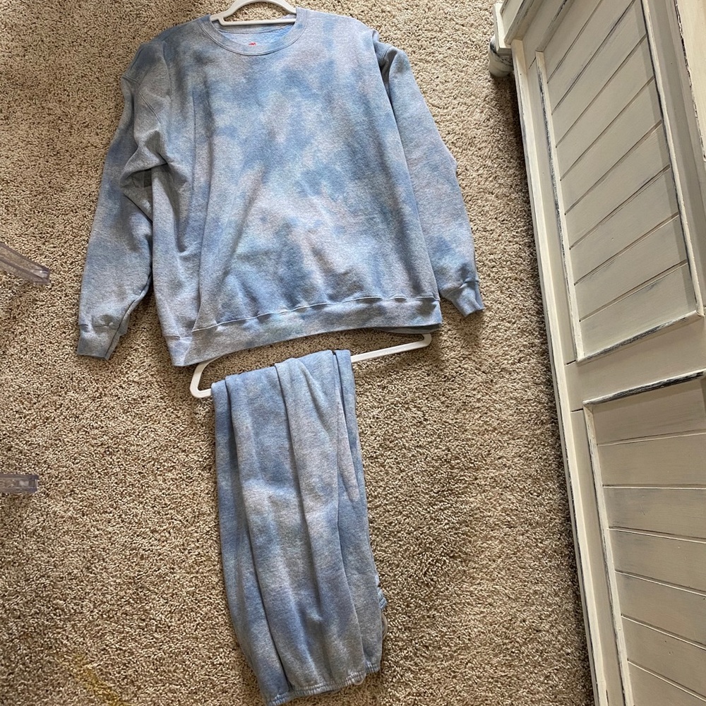 Blue and gray tie dye set